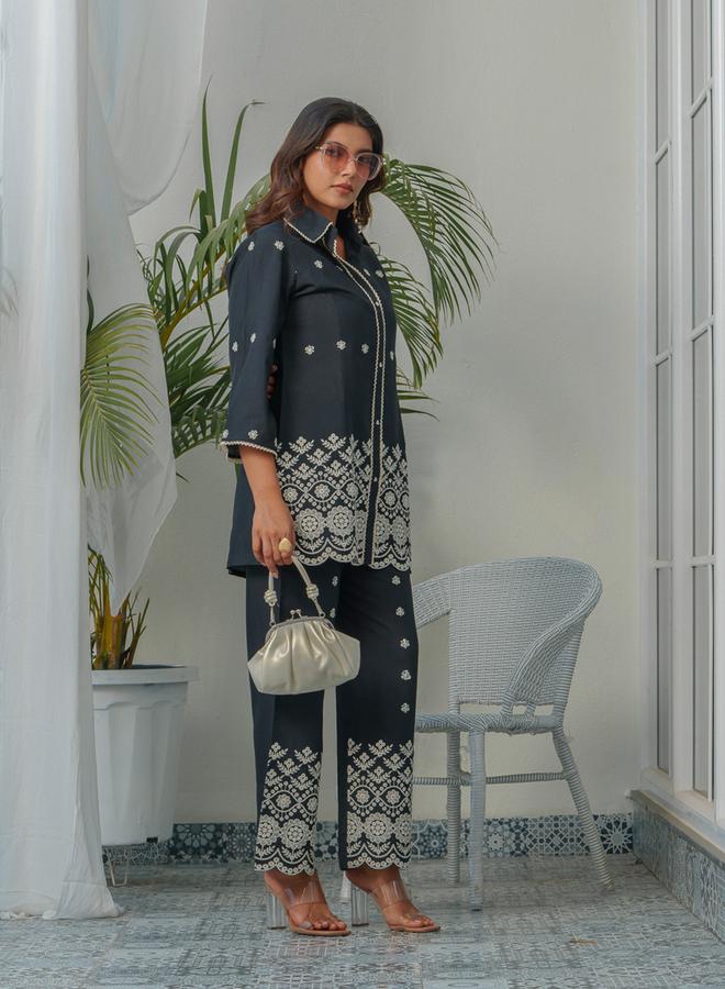 دي دبليو طقم منسق من قميص وبنطال مطرز للنساء - Image 3